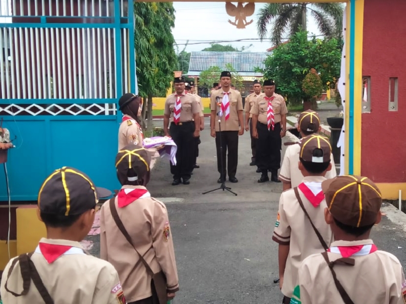 plt-camat-balapuilang-mabiran-pramuka-balapulang-membuka-kegiatan-pesta-siaga-pramuka-2025-tingkat-kwarran-balapulang