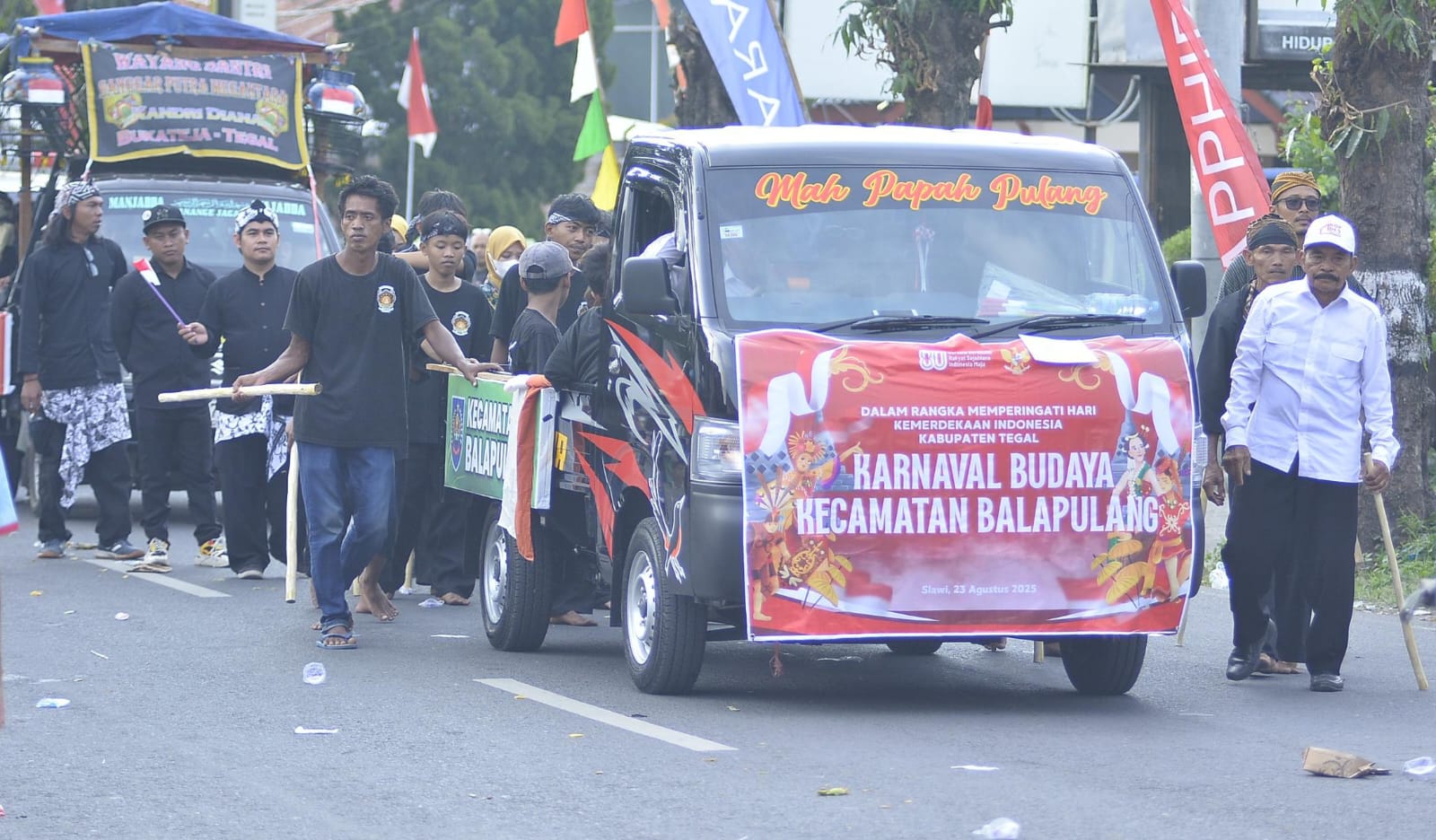 partisipasi-karnaval-tingkat-kabupaten-tegal