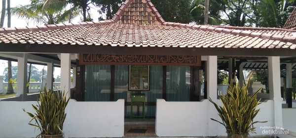 Makam Ki Gede Sebayu